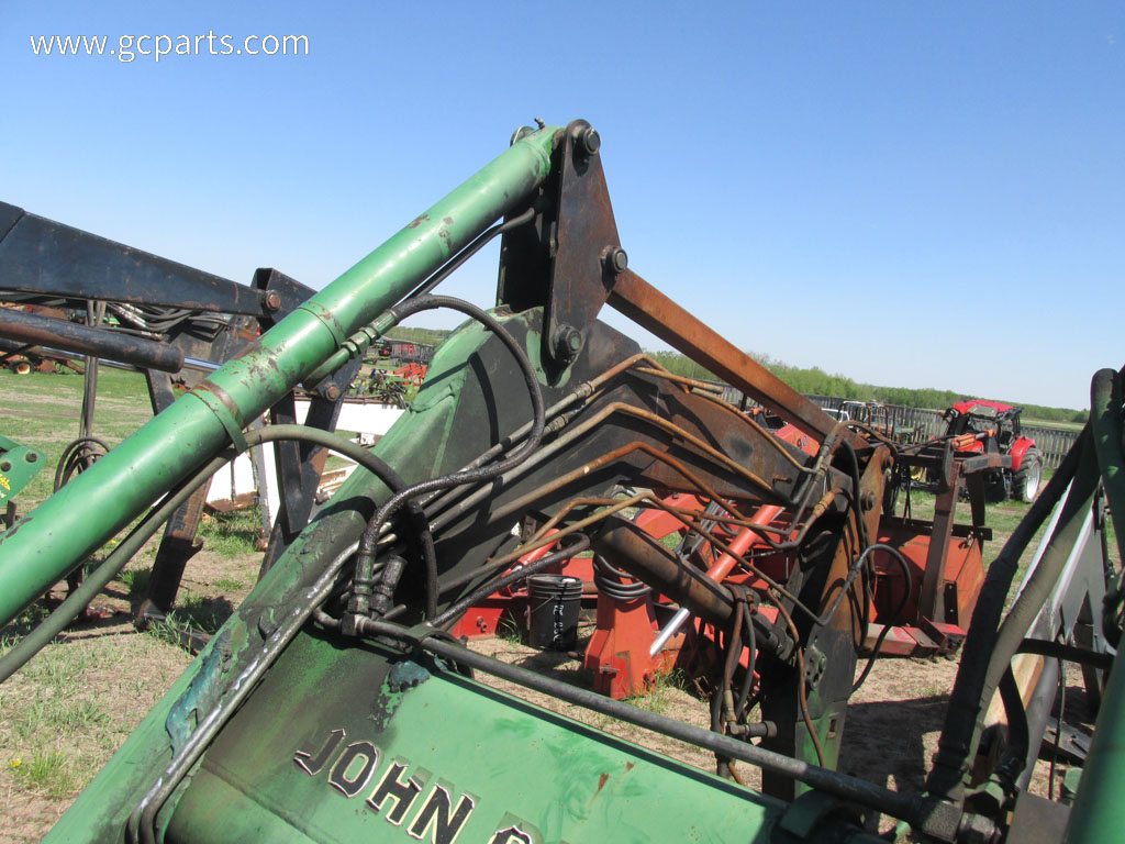 740 LOADER 7FT W/ GRAPPLE